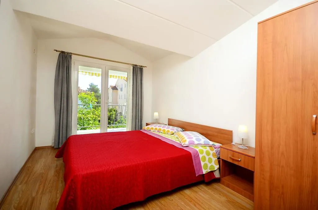 Apartments Romano روفينج